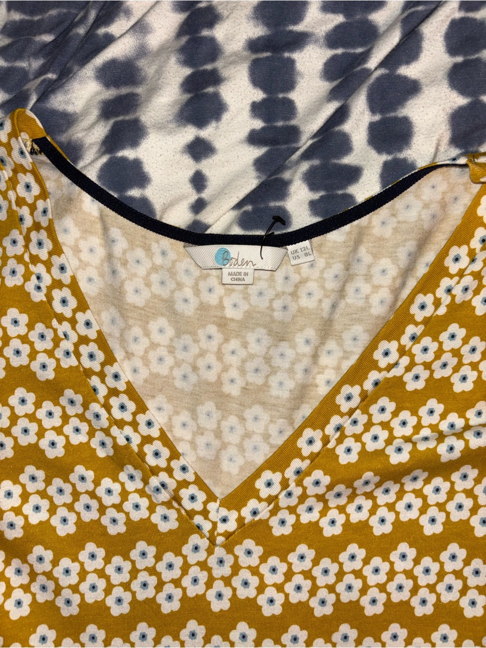 Boden Mustard Yellow Floral V-Neck Midi Dress size 8 modal blend - Picture 2 of 3